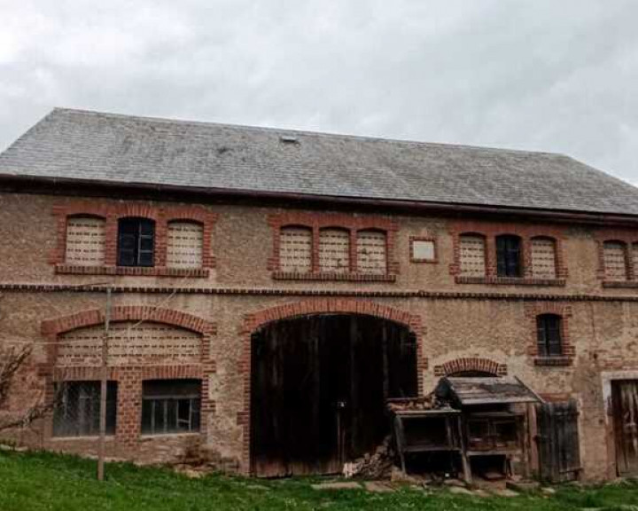 Dom Sprzedaż Strzyżowiec